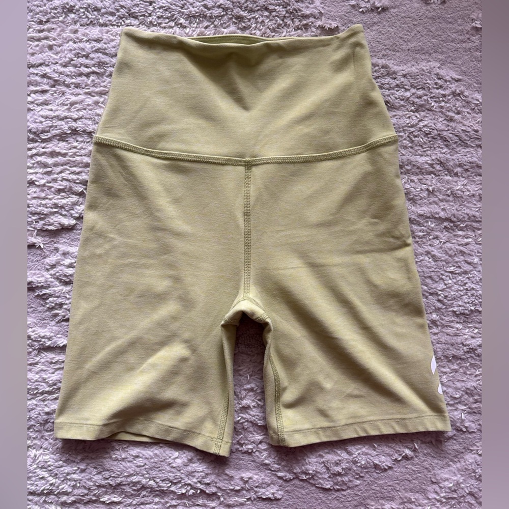 Beyond Yoga x Peloton Spacedye biker shorts Size S ( Limited Edition) - Picture 1 of 5